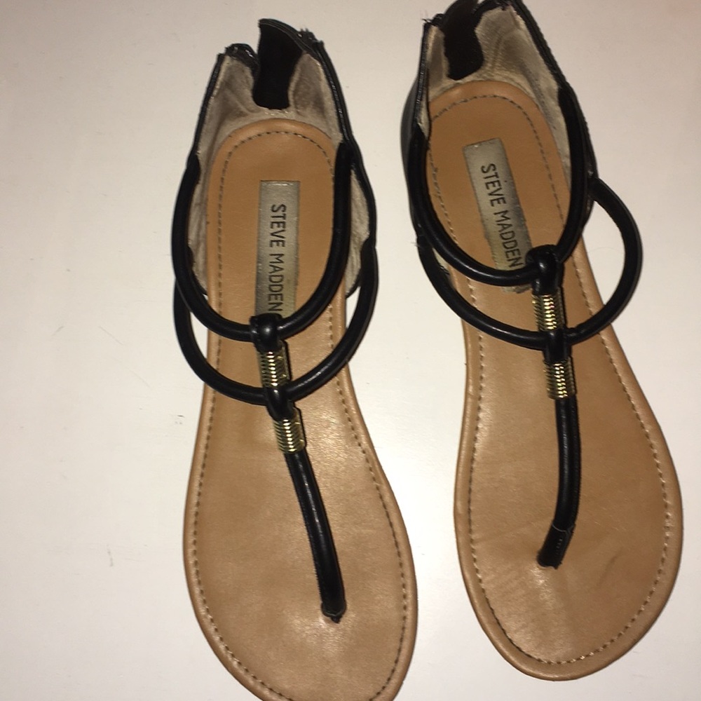 Steve Madden Black & Gold Sandals